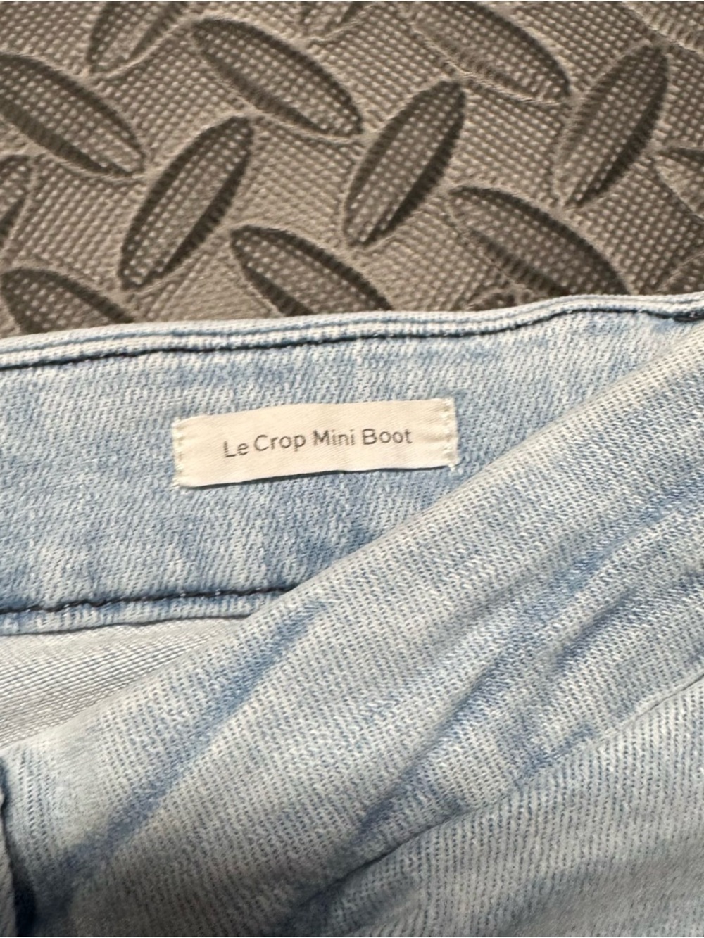 FRAME Le Crop Mini Boot Light Wash Distressed Jeans Size 29 Raw Hem - Picture 5 of 11